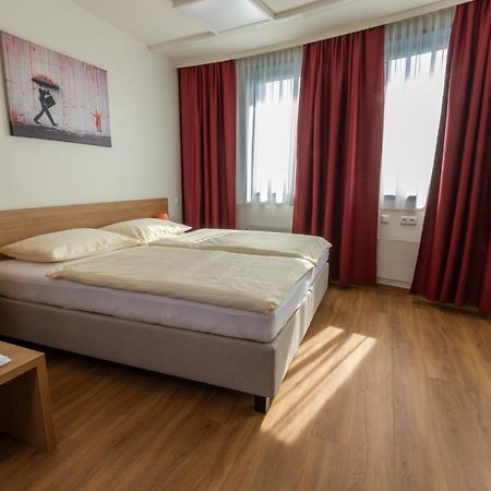 Hotel Sommerhaus Linz Buitenkant foto