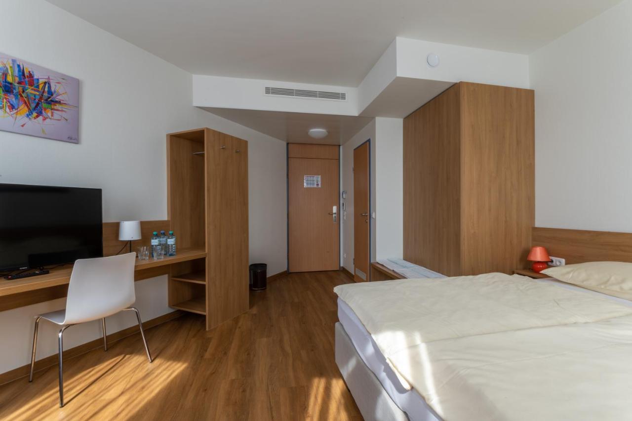 Hotel Sommerhaus Linz Buitenkant foto