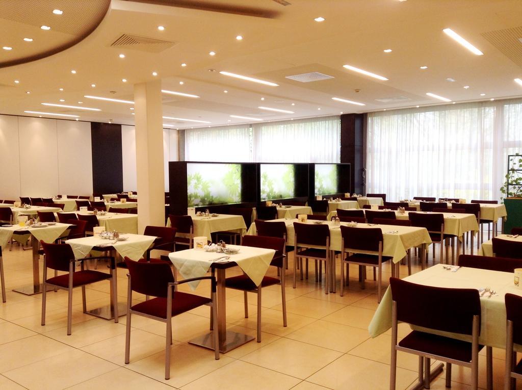 Hotel Sommerhaus Linz Buitenkant foto